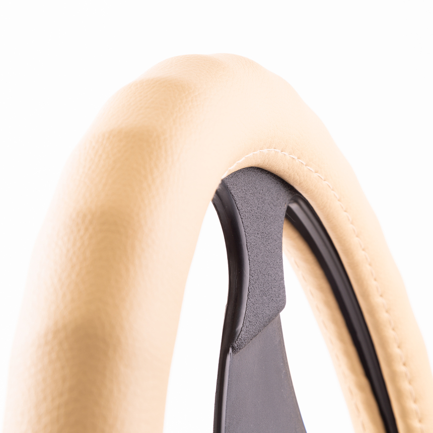 Оплётка руля AUTOPROFI из экокожи AP-1911 BE (M)