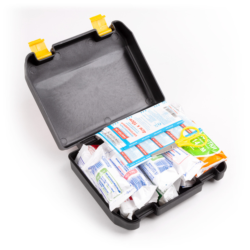 Аптечка первой помощи дорожная AUTOPROFI MED-300