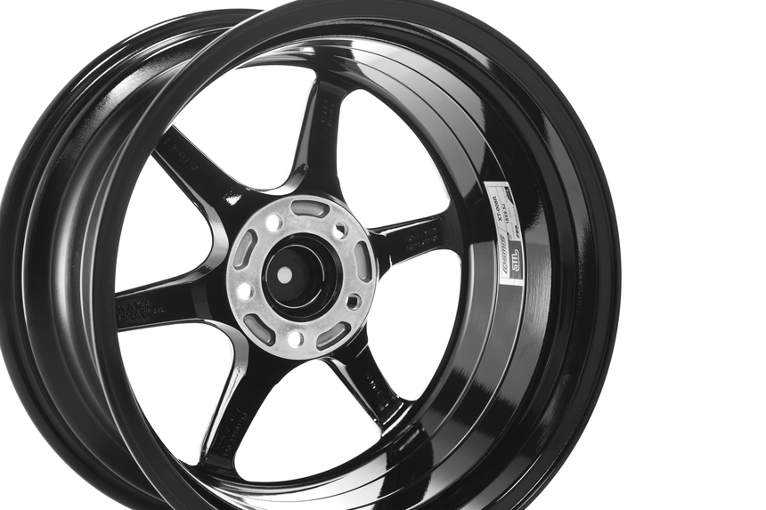 COSMIS  XT-006R 18x9,5 5x114,3 ET10 Black+diamond lip+spoke milling+ letter milling